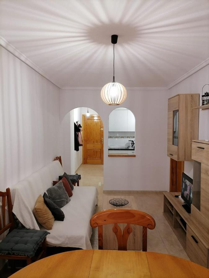 Sunny Appartment With Pool Torrevieja Center Zewnętrze zdjęcie